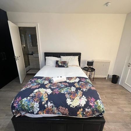 Luxury Double Room W/ Private Bathroom Edinburg Exteriör bild